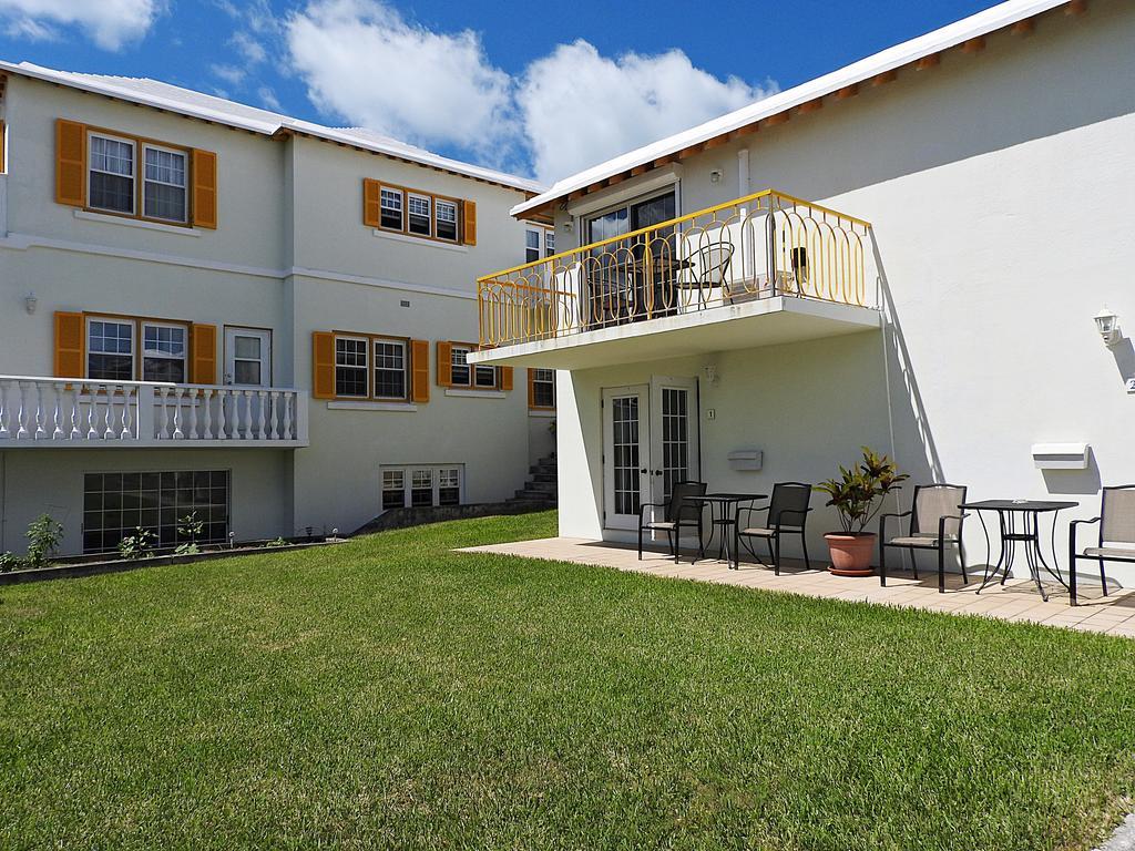 Windsong Guest Apartments Pembroke Экстерьер фото