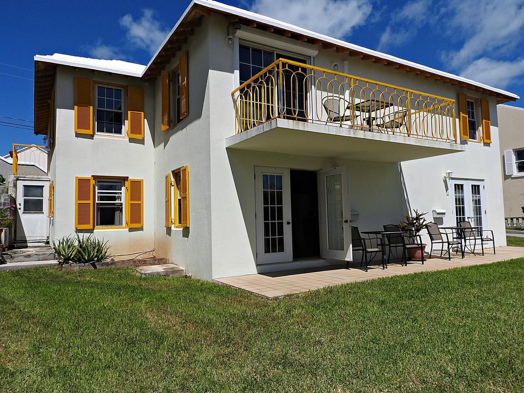Windsong Guest Apartments Pembroke Экстерьер фото