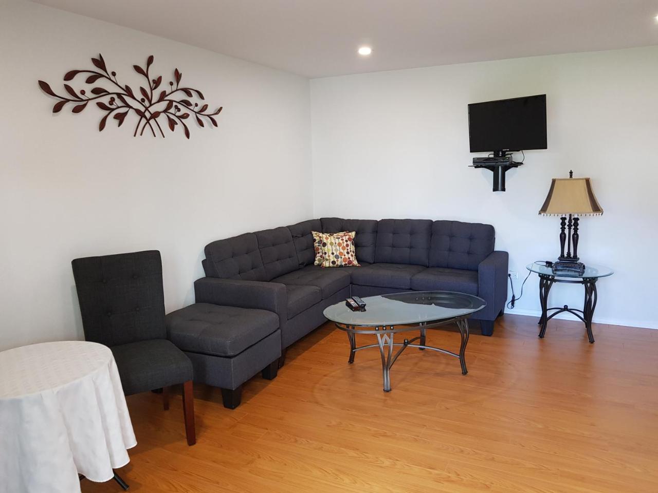 Windsong Guest Apartments Pembroke Экстерьер фото