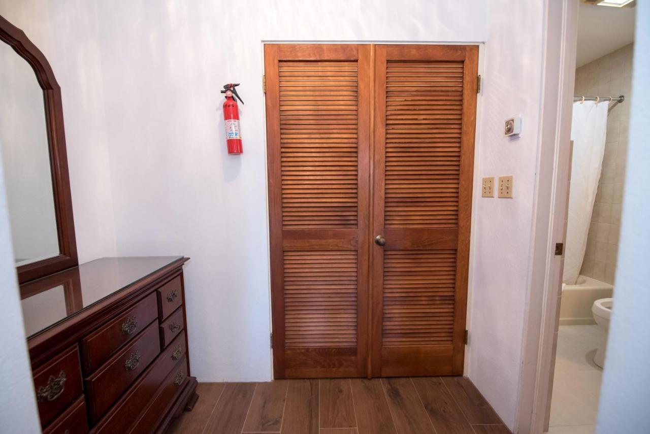 Windsong Guest Apartments Pembroke Экстерьер фото