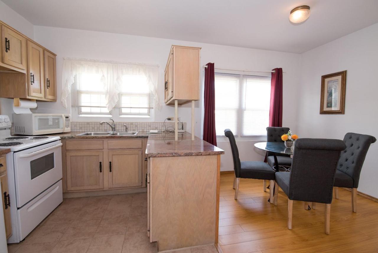 Windsong Guest Apartments Pembroke Экстерьер фото