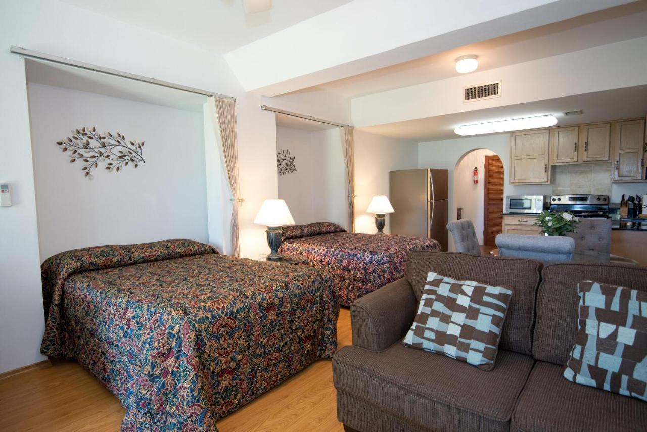 Windsong Guest Apartments Pembroke Экстерьер фото