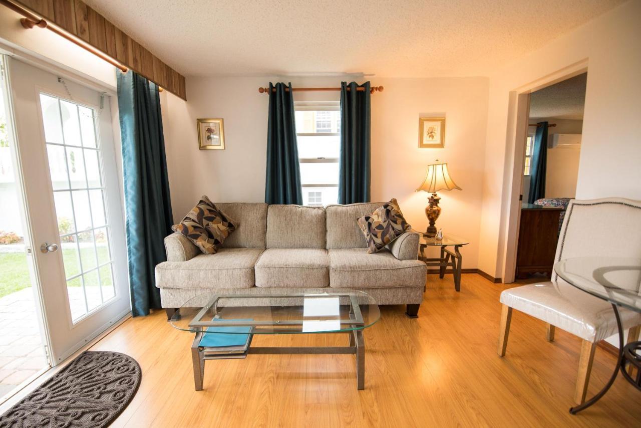 Windsong Guest Apartments Pembroke Экстерьер фото